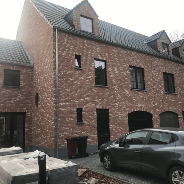 Verkaveling van bouwgronden voor 5 eengezinswoningen te Schoten