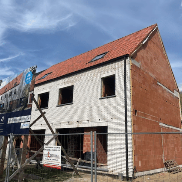 3 bouwgronden 2x EZ en 1x HOB